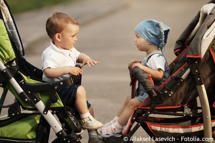 Babys im Kinderwagen transportieren